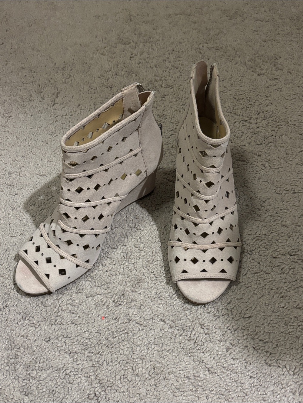 Michael Kors Light Beige Laser-Cut Open-Toe Ankle Booties. Size 7.5M
